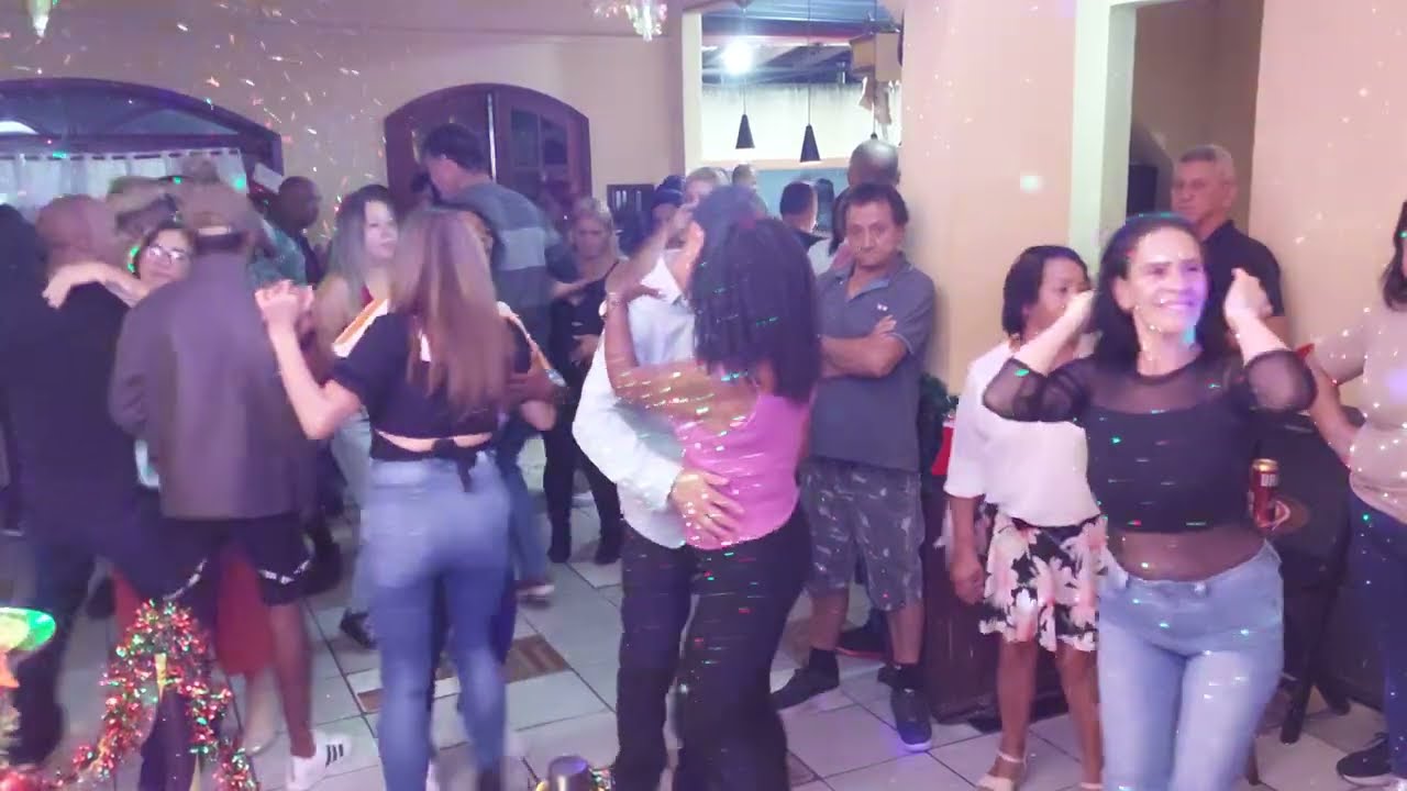 FORRÓ ANDRÉ RIBEIRO EM TERESÓPOLIS  NO TIJUCANA 05/01/24 ... VIDEO 1