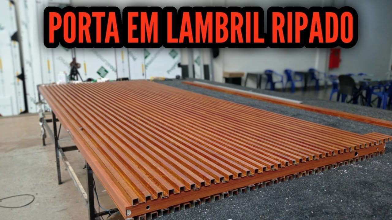 Porta de lambril ripada em Carvalho Premium!!