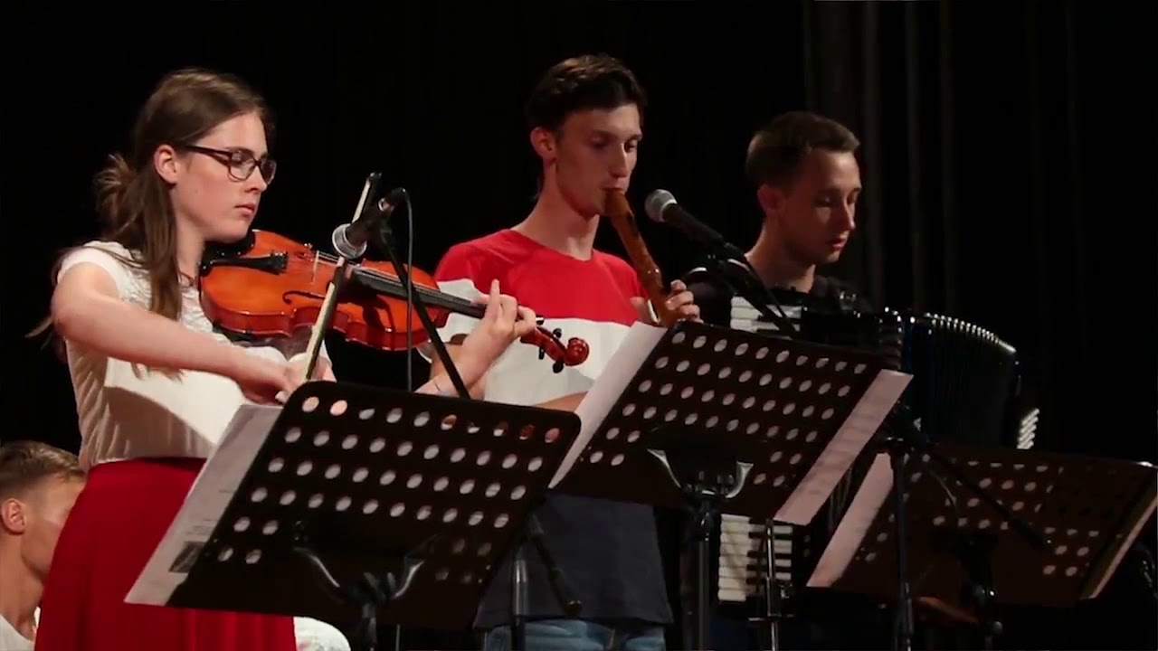 Broyges Tanz & Freyt Aykh Yidlekh (jewish songs)