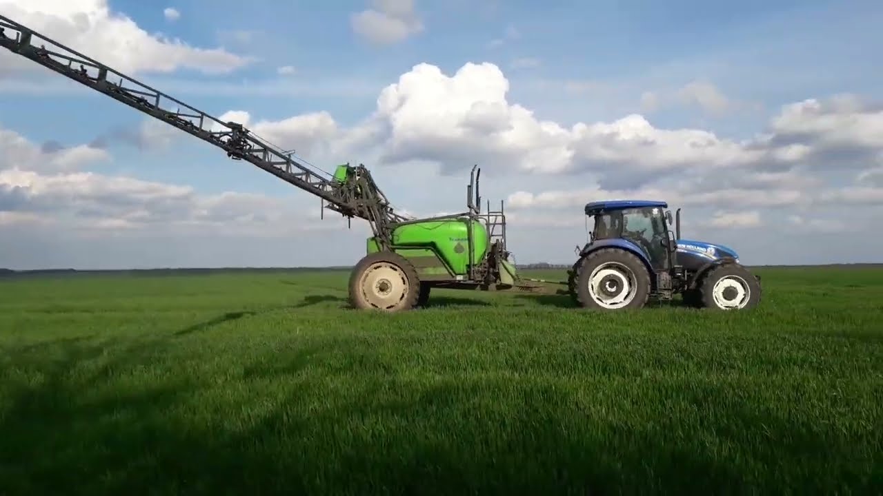 TECNOMA в деле, опрыскивание пшеницы