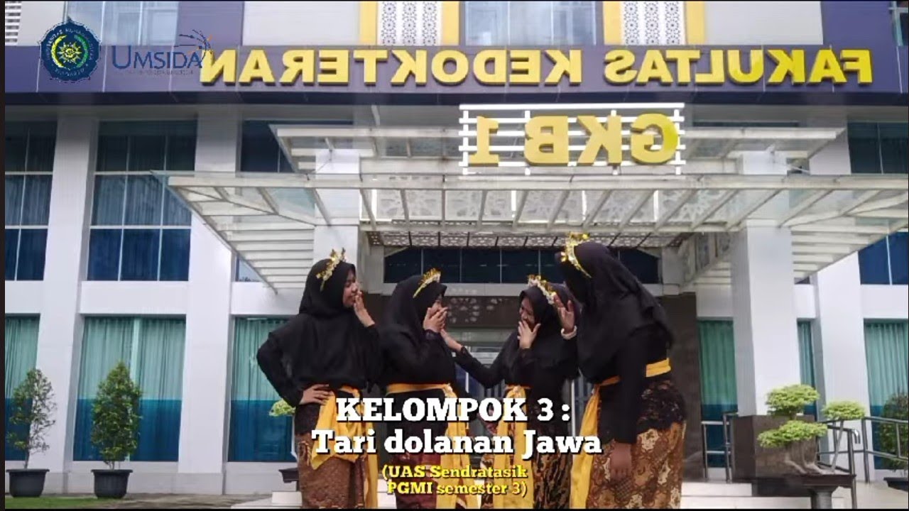 TARI DOLANAN JAWA