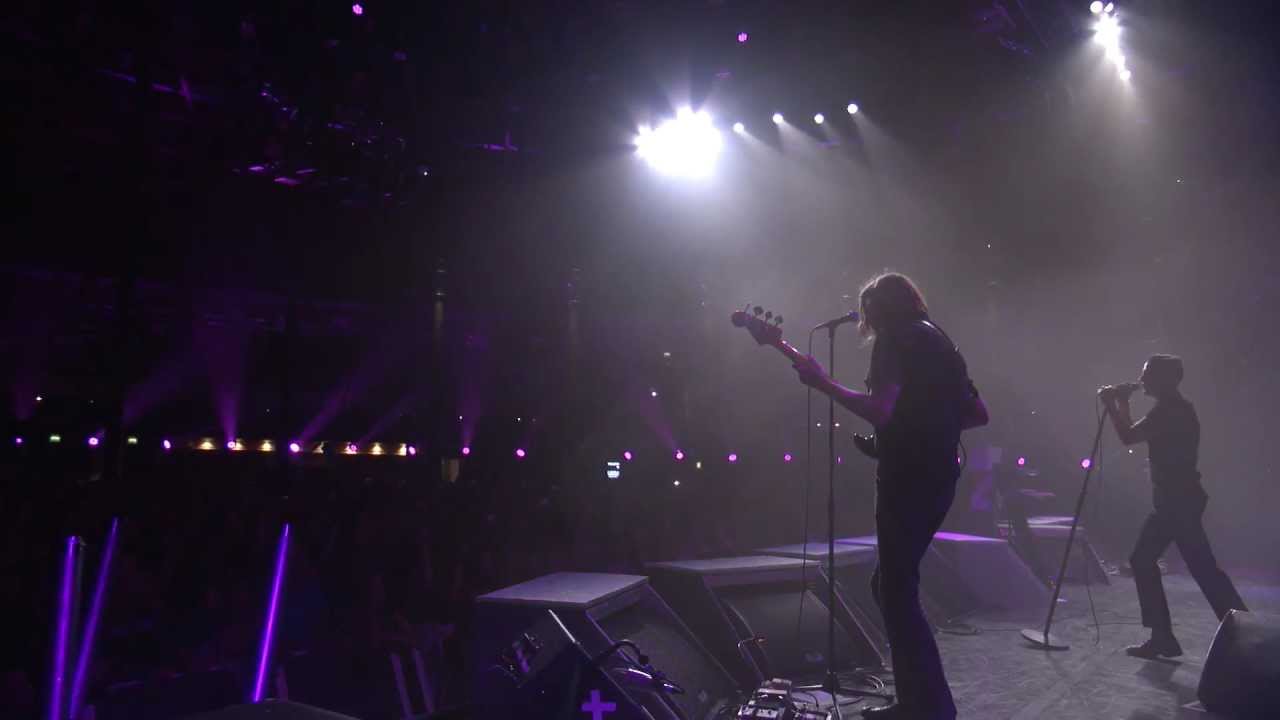 Somebody Told Me - The Killers (iTunes Festival 2012) [HD]