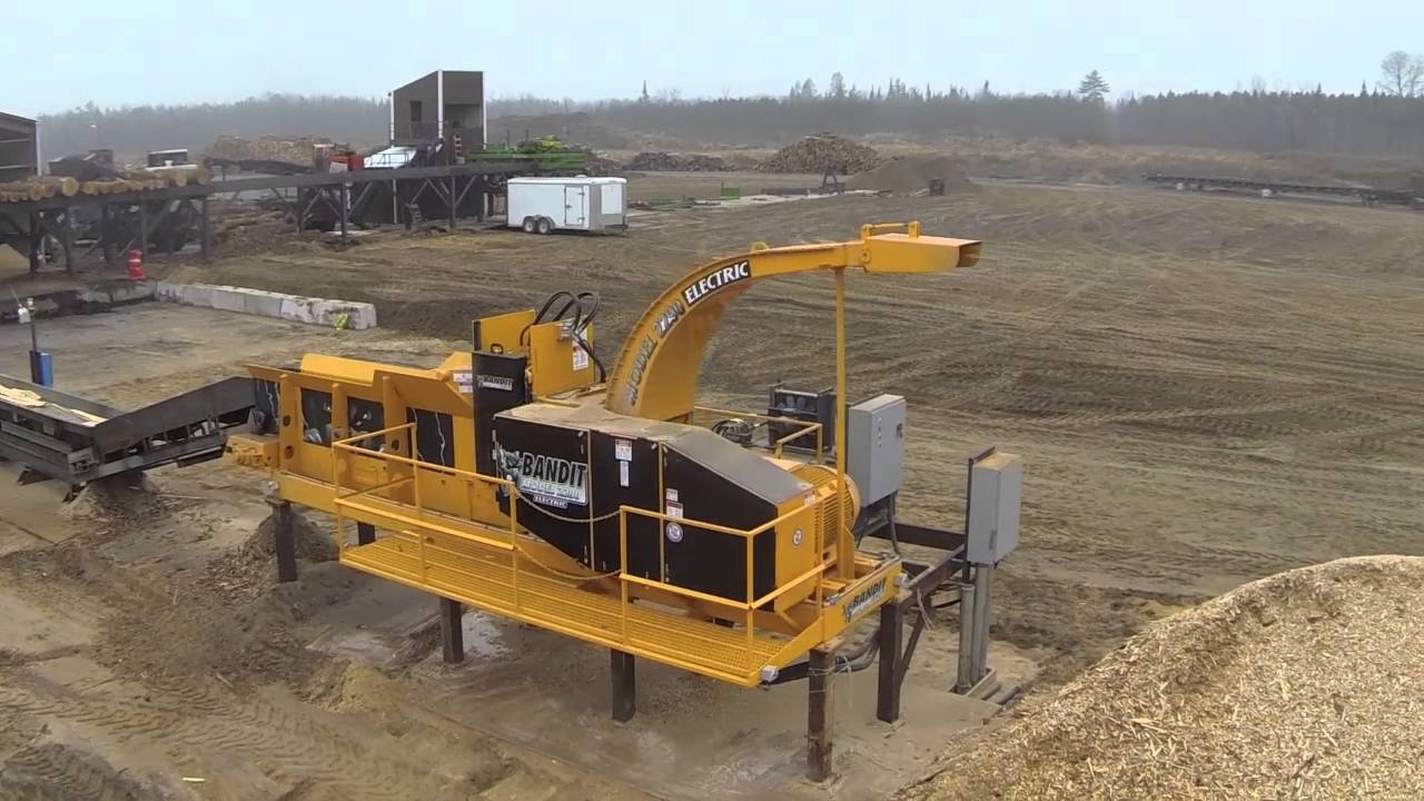 Bandit Model 2290S stationary sawmill/chipmill chipper