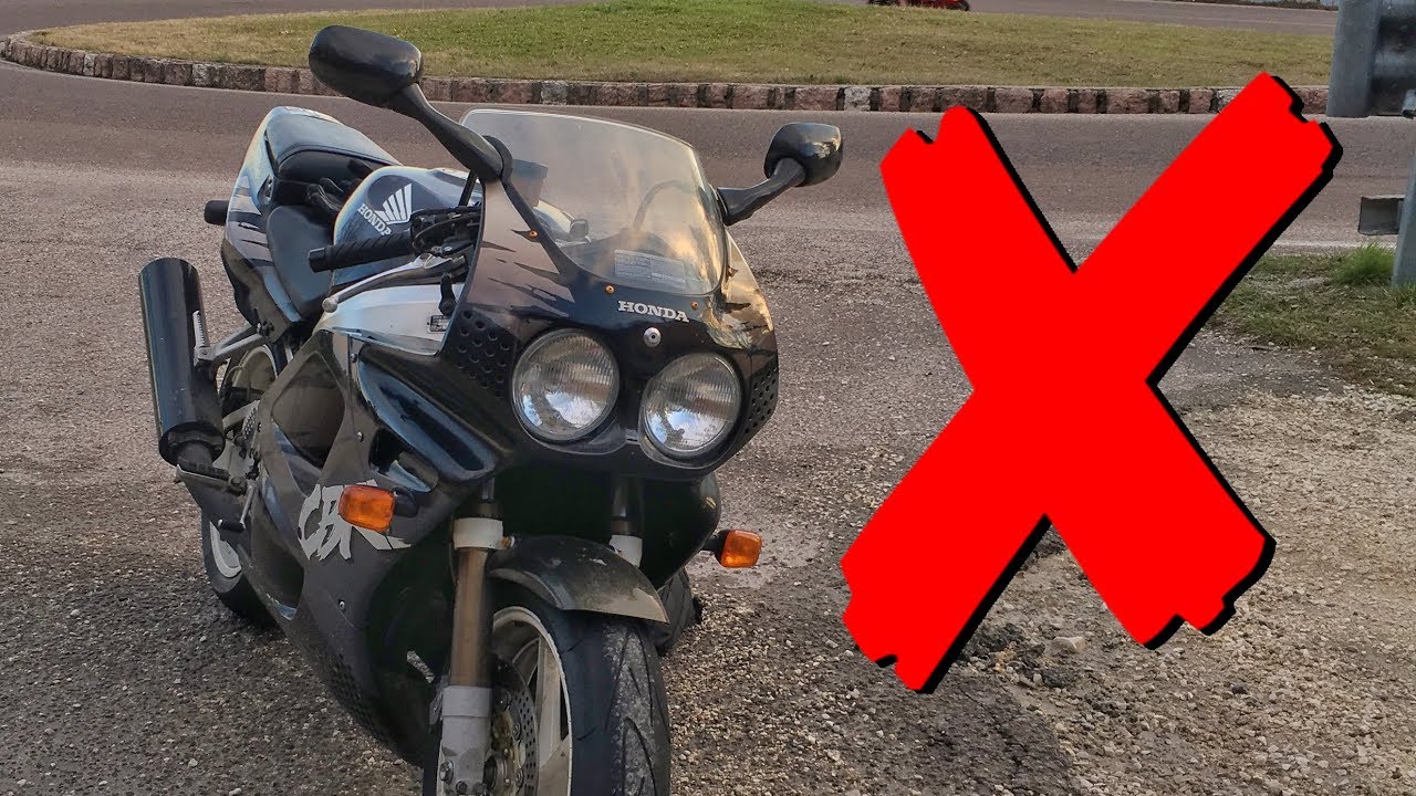 BASTA! ADESSO LA VENDO! - Honda CBR 900 RR Fireblade