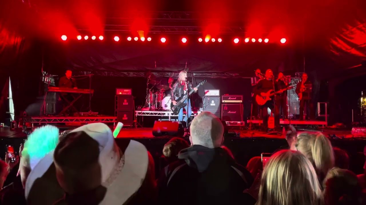 Suzi Quatro - ‘Can The Can’ - Rockore 24/08/24