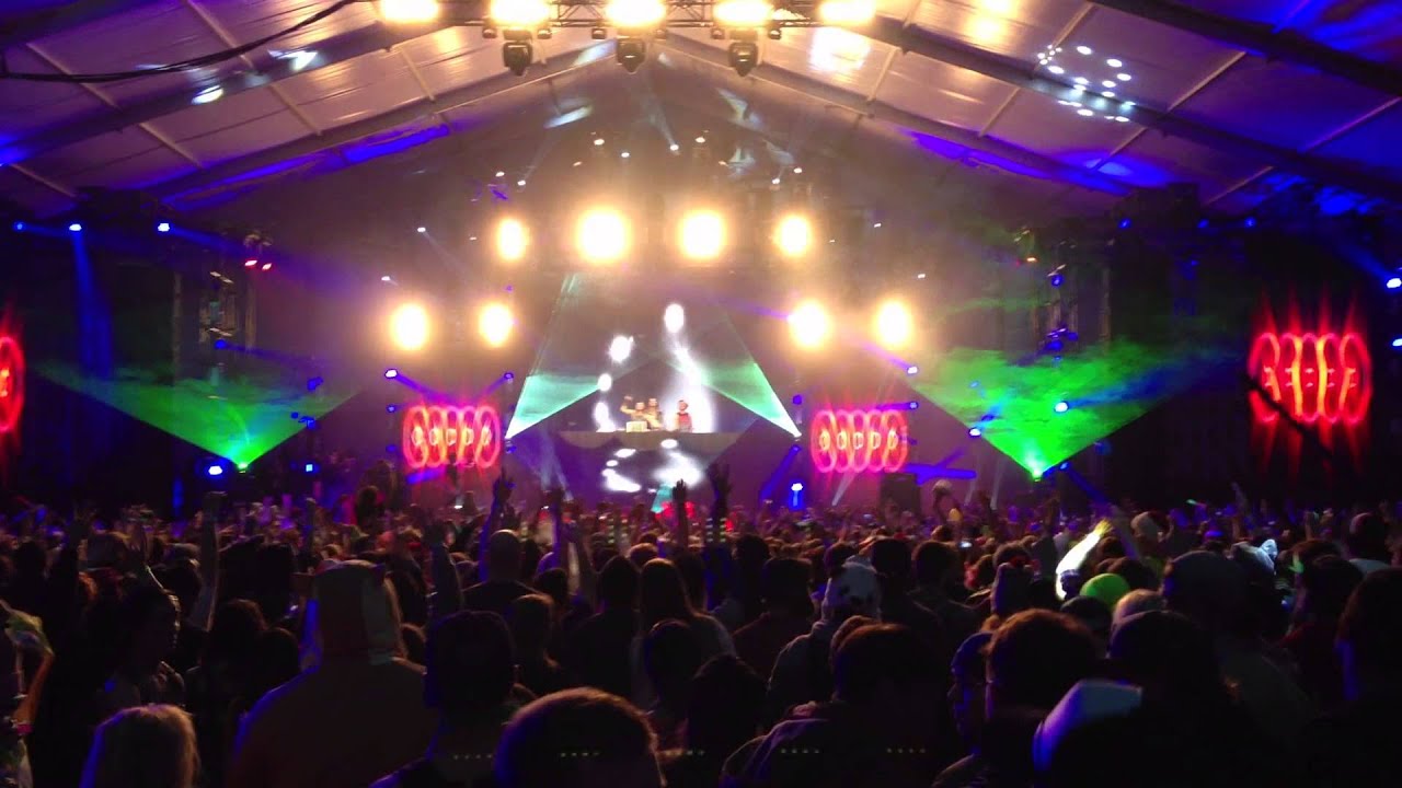 Krewella @ Lights All Night 2012 [1080p HD]
