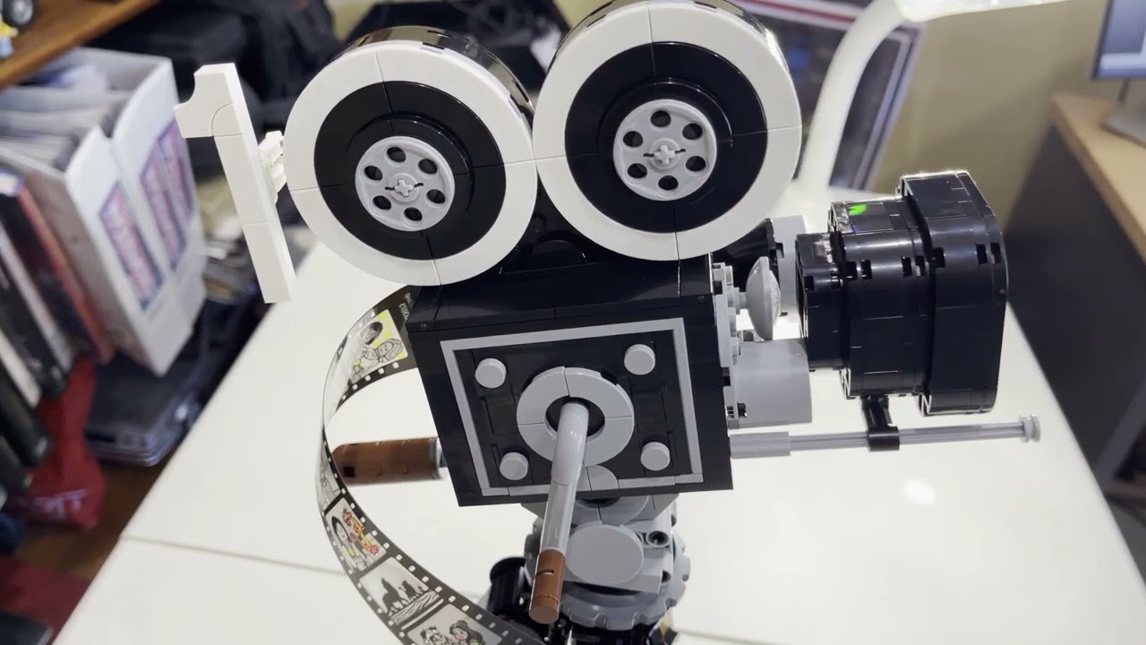 Lego Walt Disney Tribute Camera #43230