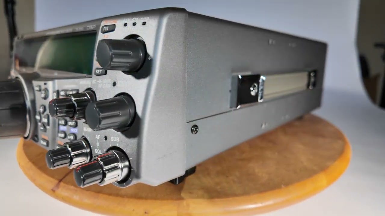 Kenwood TS-2000X Transceiver