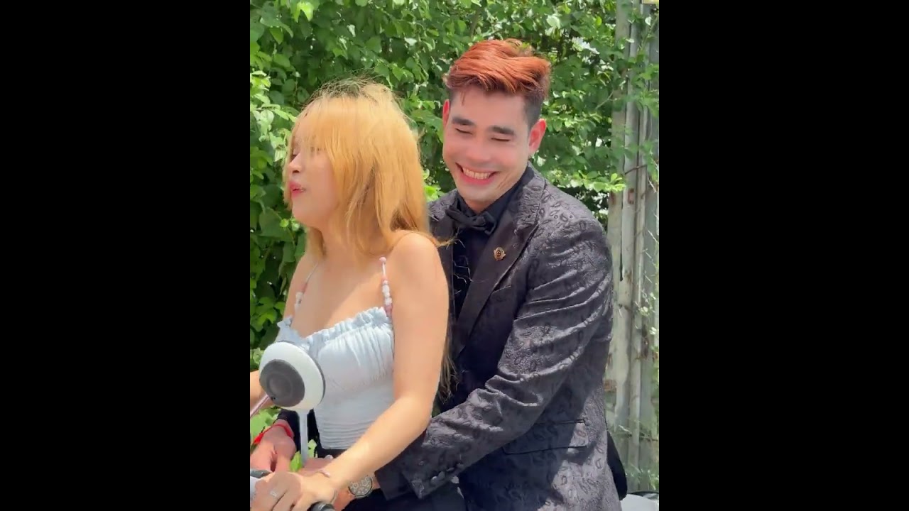 អួយហ៊ាផ្ទះសំណាក់នឹង