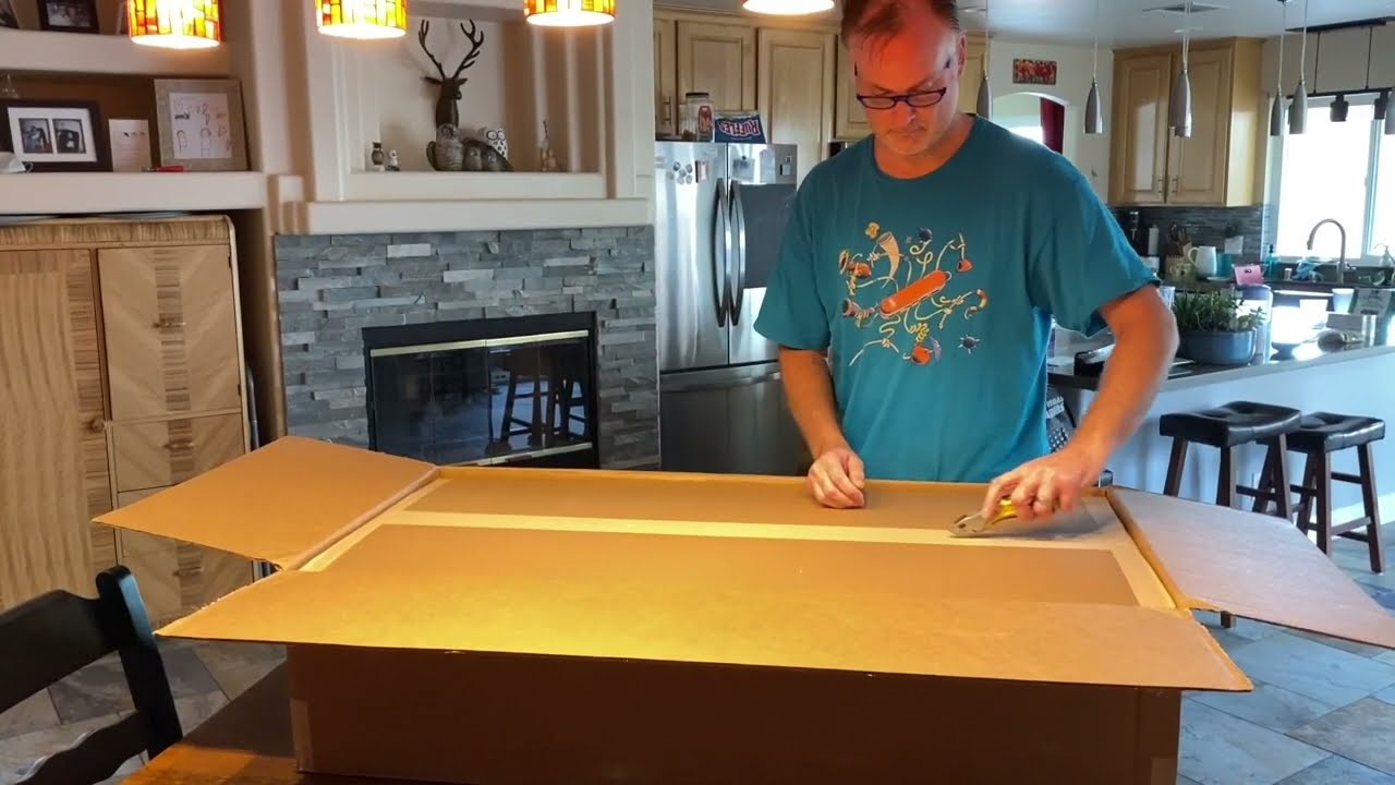 Oberheim OB-X8 Unboxing