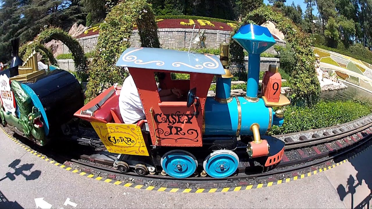Casey Jr. Circus Train Disneyland POV HD, September 2012 - Full Onboard Ride w/Fantasyland View