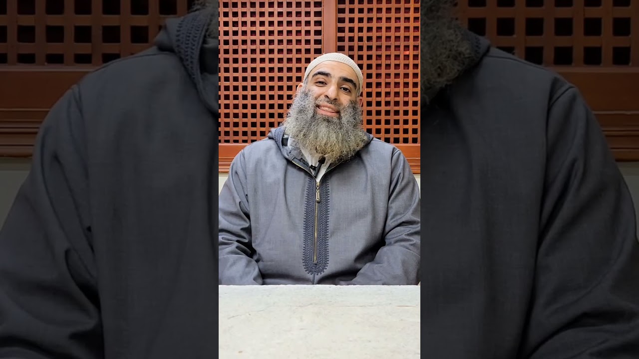 هل يجوز تهنئة النصارى بعيدهم والاحتفال برأس السنة الميلادية ؟؟ #أبوداود_الدسوقي 