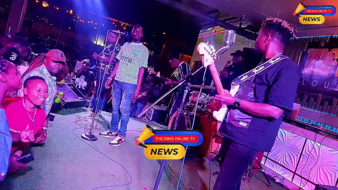 ALEX KATOMBI HISTORICAL LIVE  PERFORMANCE YOU MUST WATCH