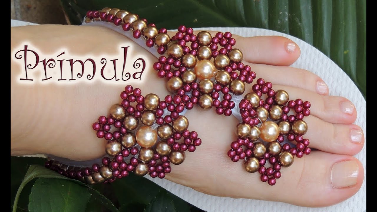 Chinelo decorado - flores de pérolas