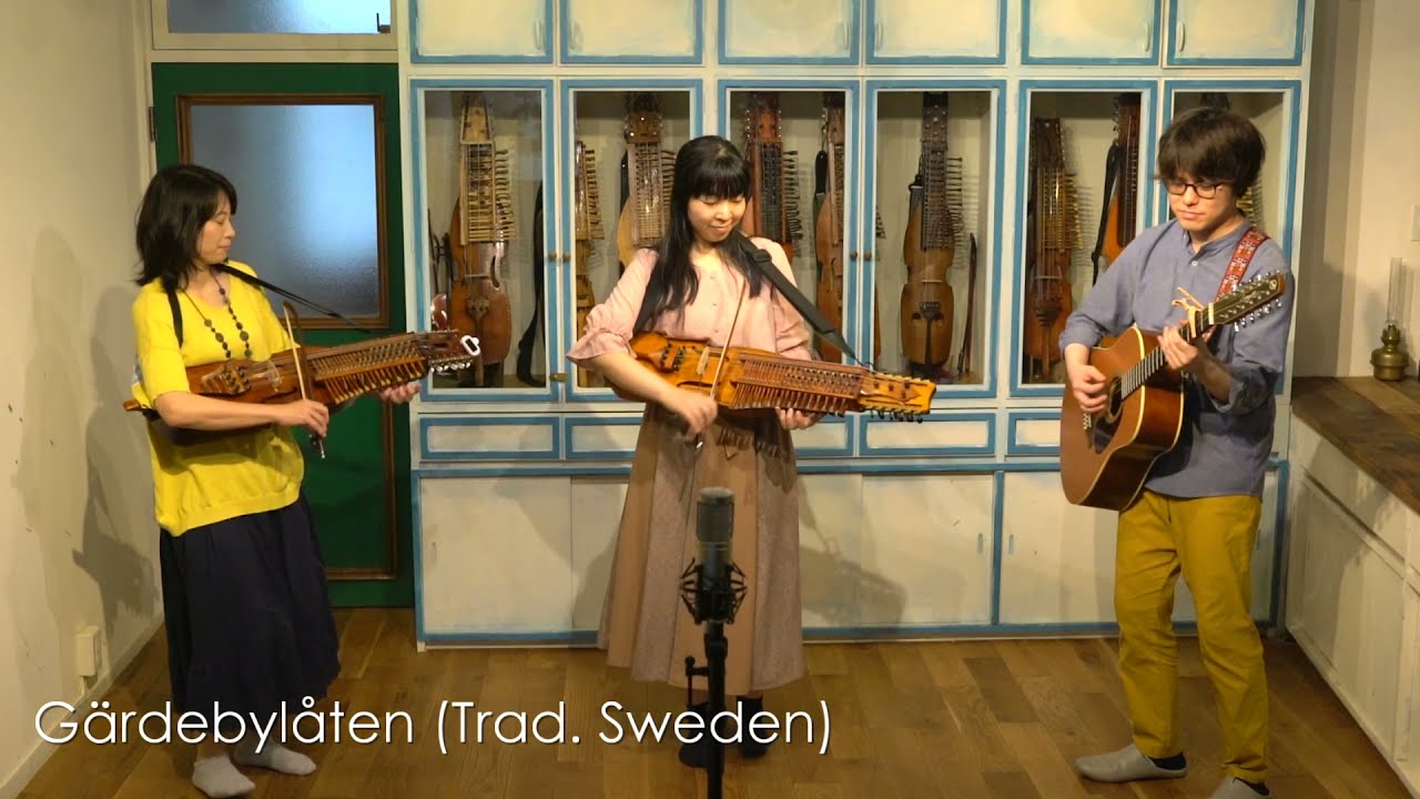 Gärdebylåten performed by ResonoTrio