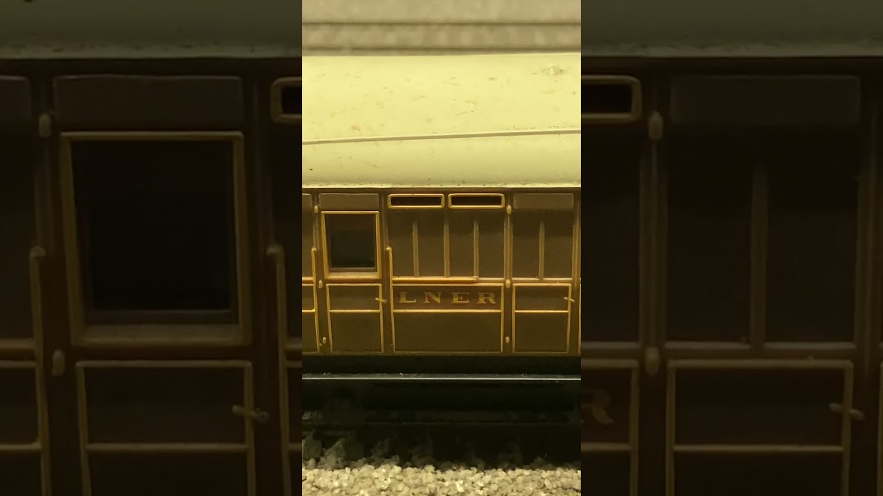 A Look At My Water Vapor Smoke Generator Earl Marischal And Her Rake Of Five LNER Teaks