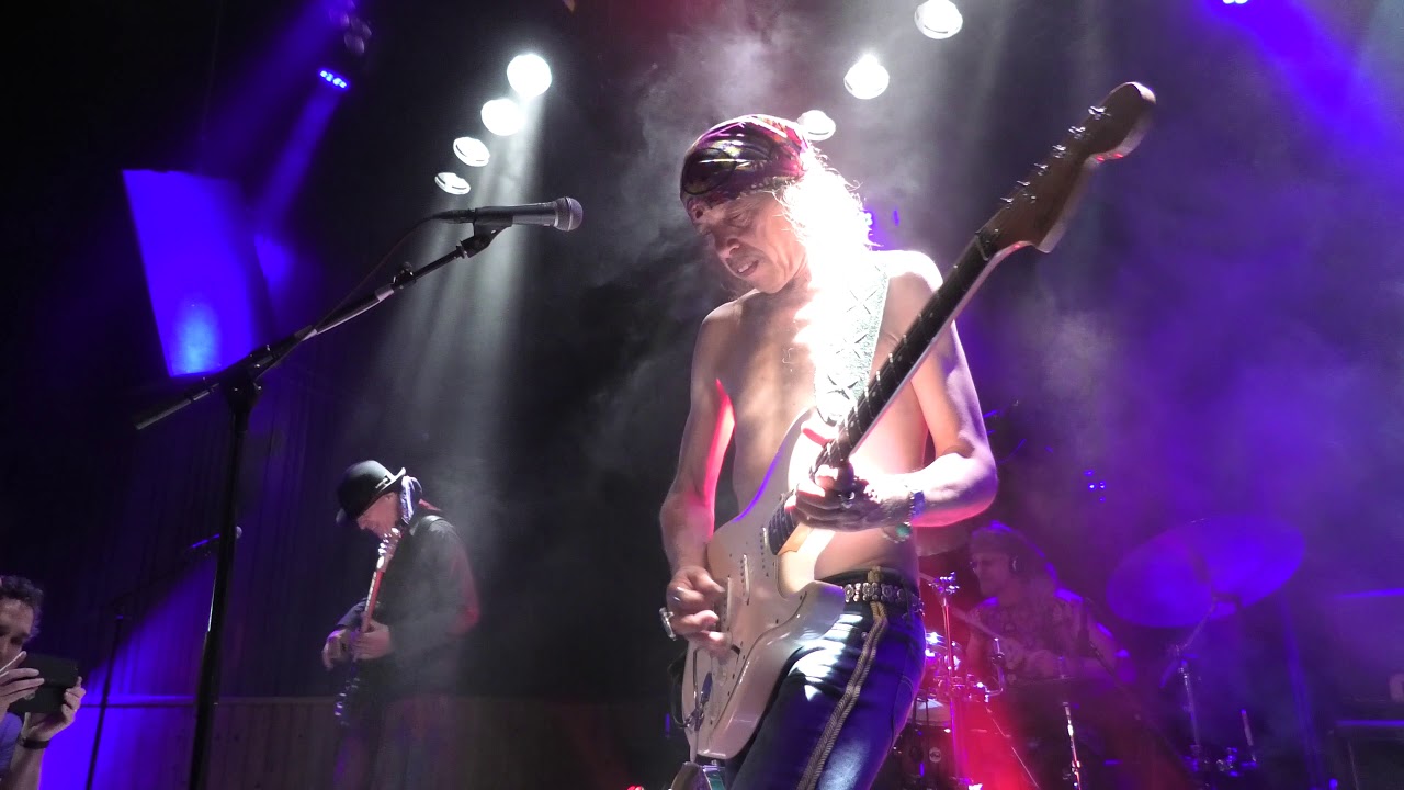 Randy Hansen - Machine Gun & Purple Haze Leiden 2018 Encore