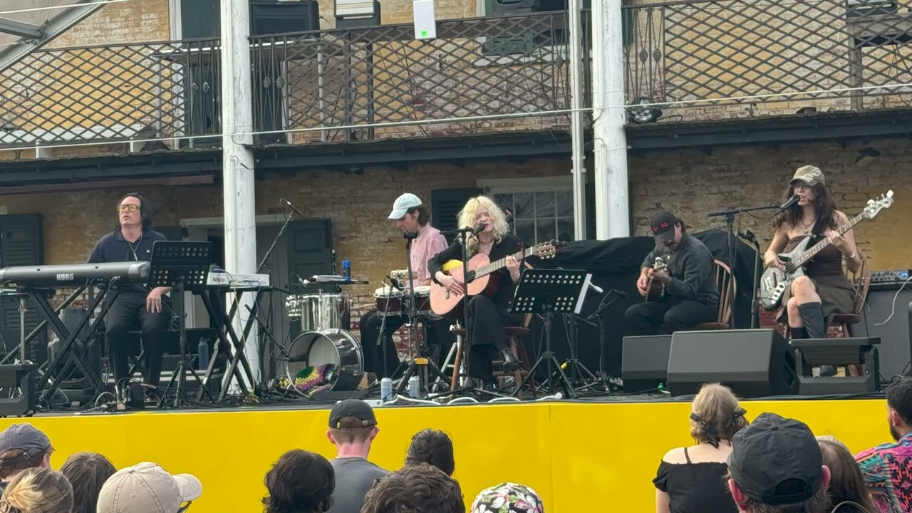 Jessica Pratt 9.20.24 at Making Time ∞ Fort Mifflin - Philadelphia