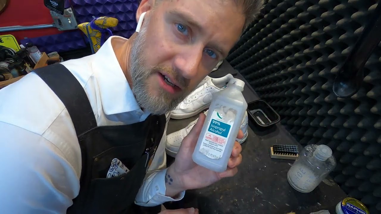 AIR FORCE 1 - SNEAKER CLEANING ASMR - RESHOEVN8R - STAY FROSTY