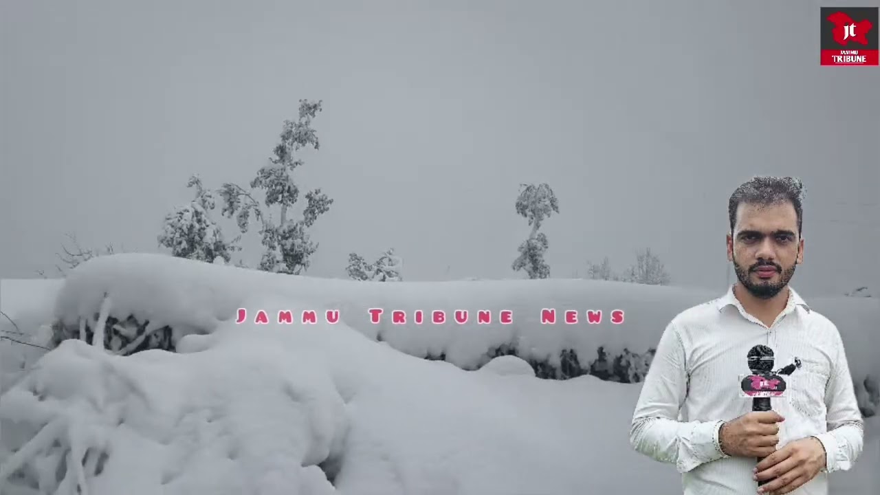 #HeavySnowfall in Madhota area of Bani, #Kathua