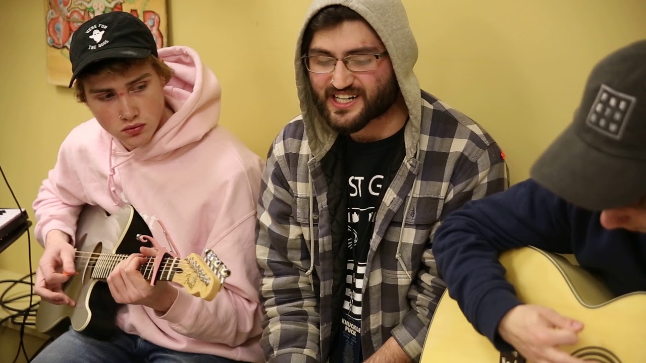 Hot Mulligan - 