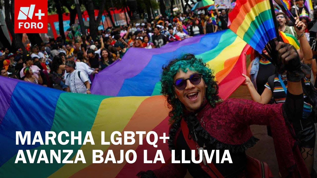 Lluvia acompaña concierto en el Zócalo mientras avanza la marcha LGBTQ+ - Las Noticias