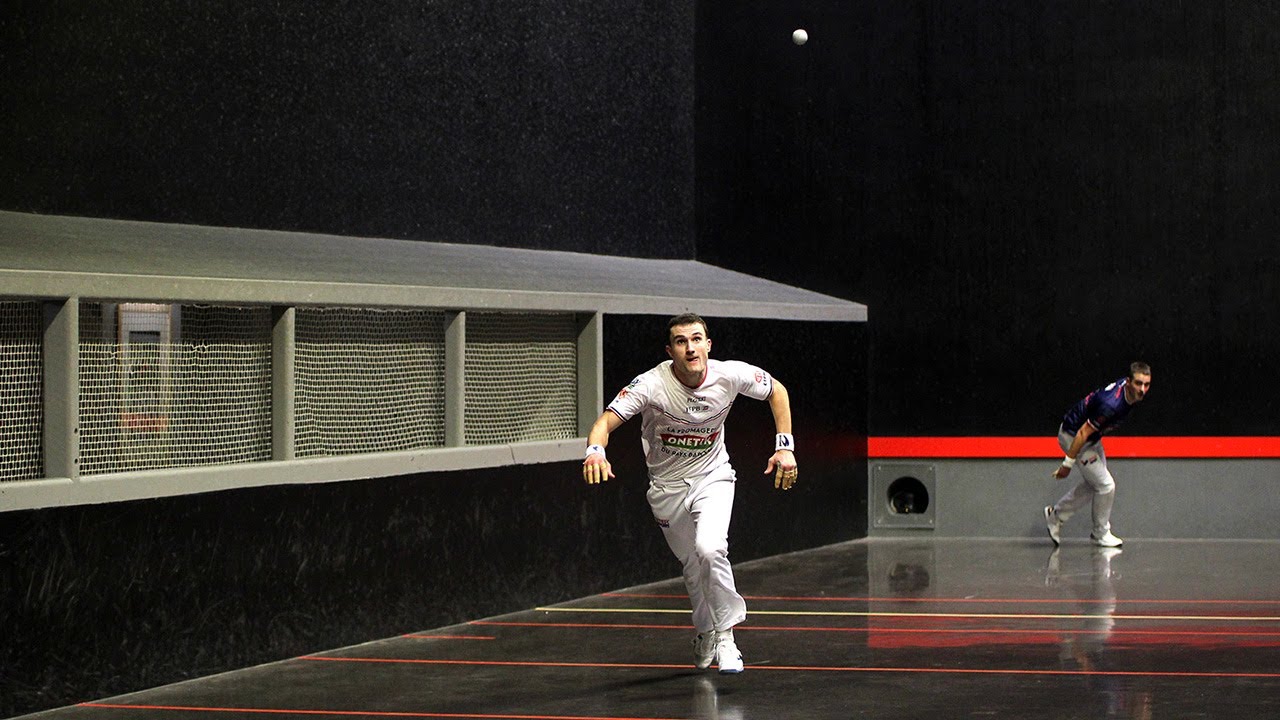 Champ.FFPB Élite pro individuel - Poule 1 - Eneko Maiz contre Ellande Orhategaray