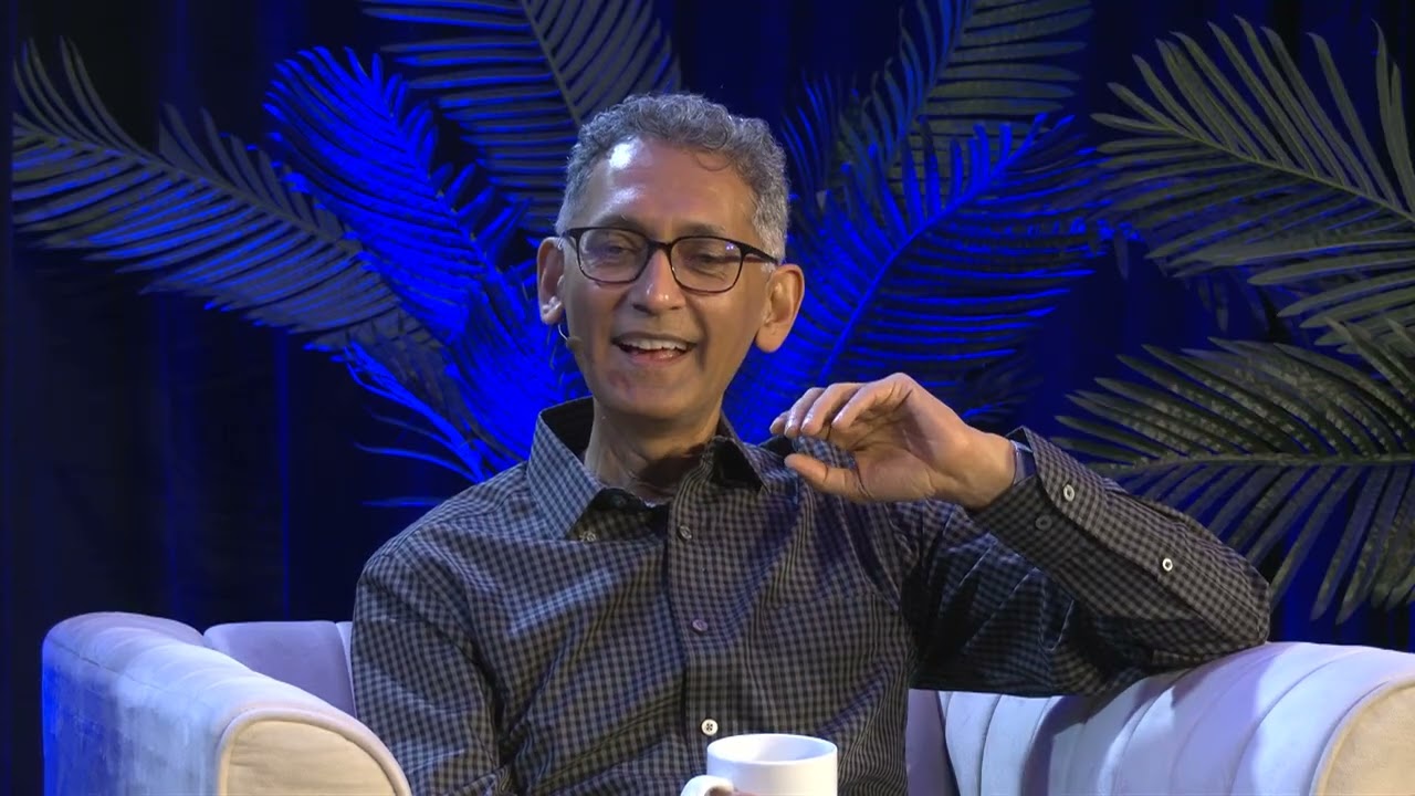 AI Without the Hype: Zoho’s Strategy for Cost, Control, and Customer Trust