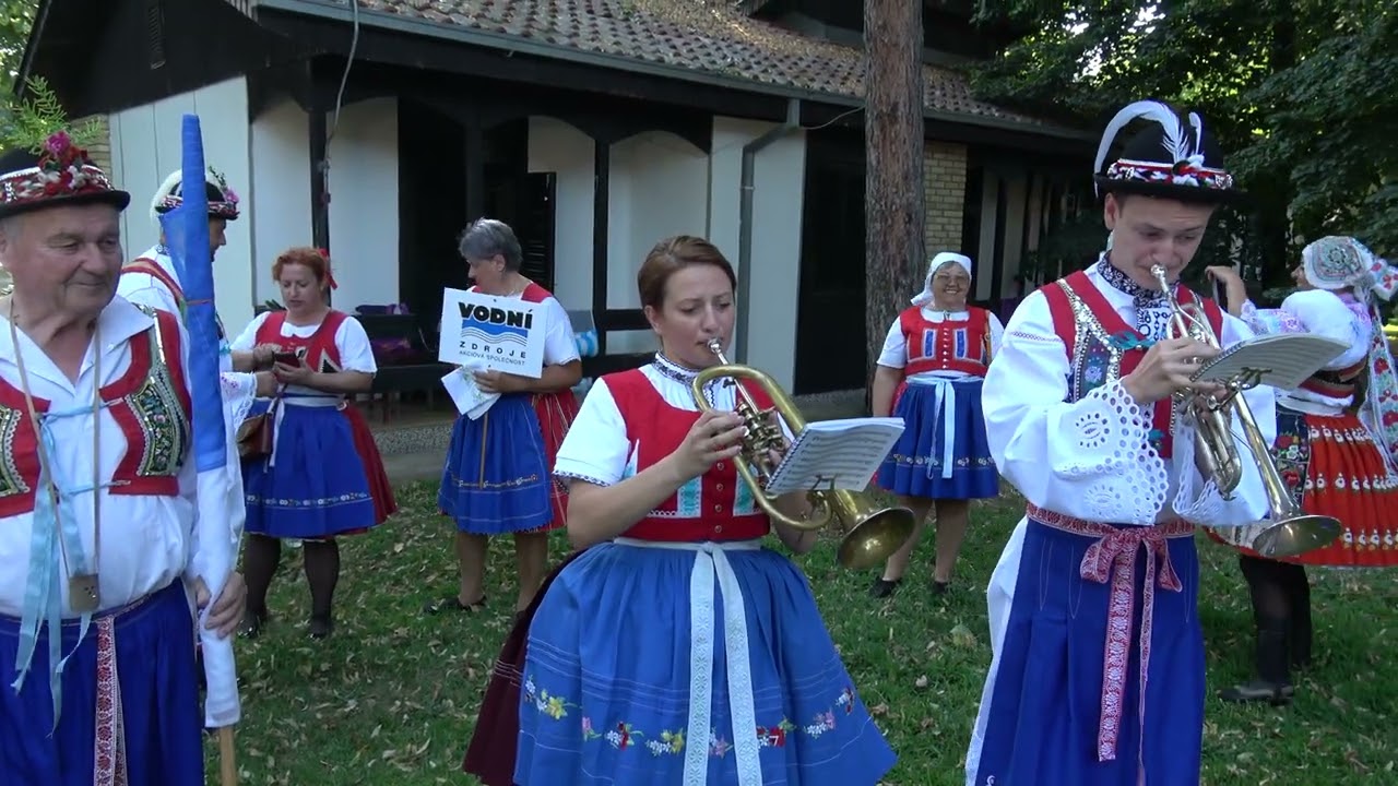 Vesela Muzika Ratiskovice  Za stovku Polka