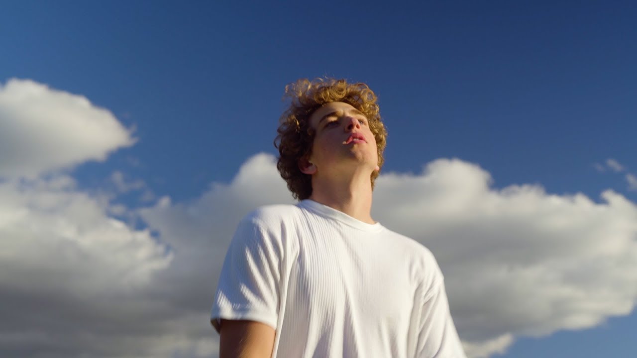 Noah Mac - Closer (Official Music Video)