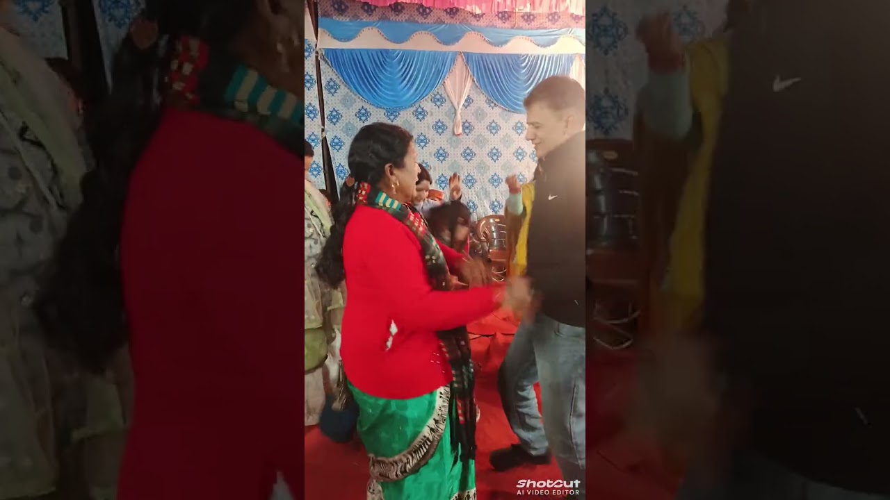 गांव में अनुराग खुगशाल की शादी के न्यूतेर 
