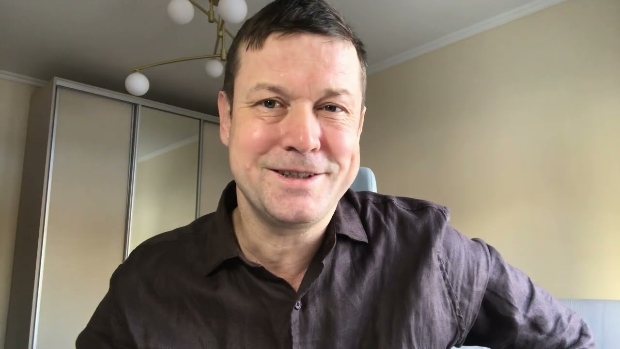 Выступление координатора Левого Фронта Леонида Развозжаева.
