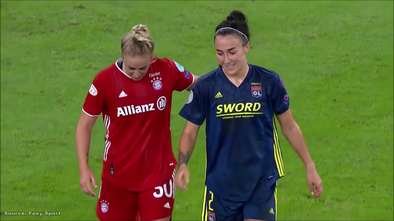 Lucy Bronze vs FC Bayern München (22/08/2020)