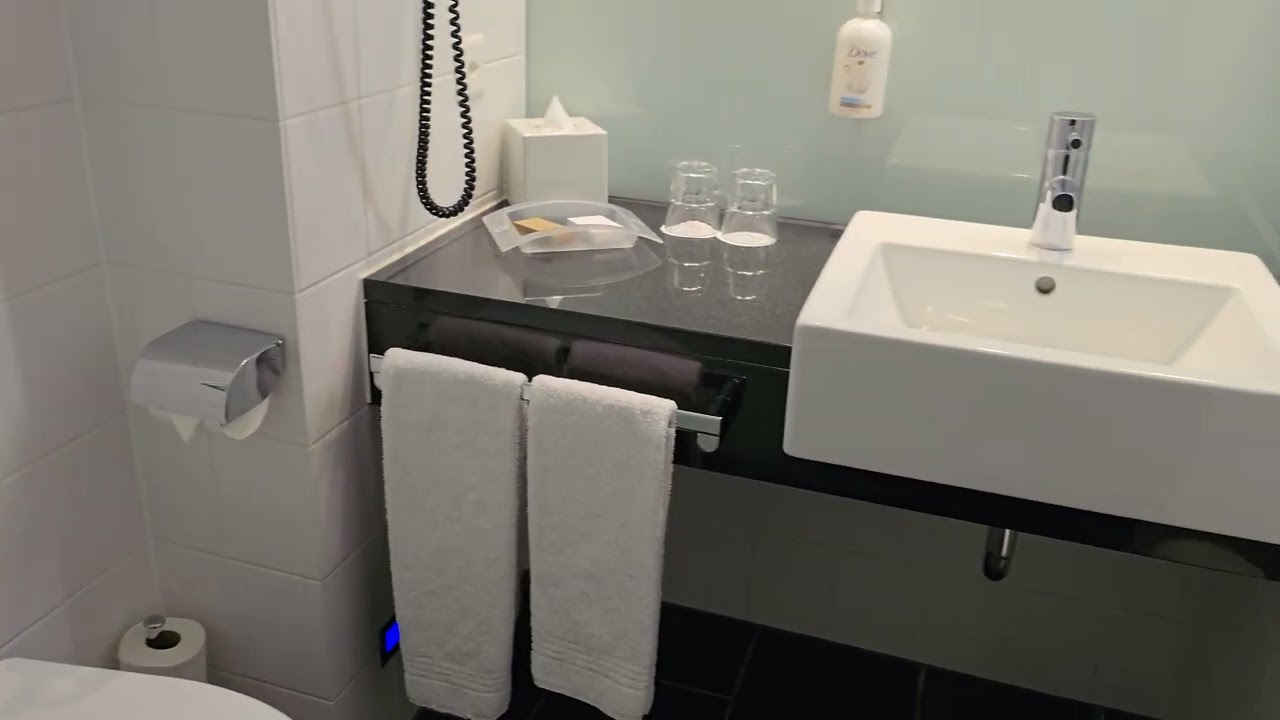 Holiday inn Zurich messe