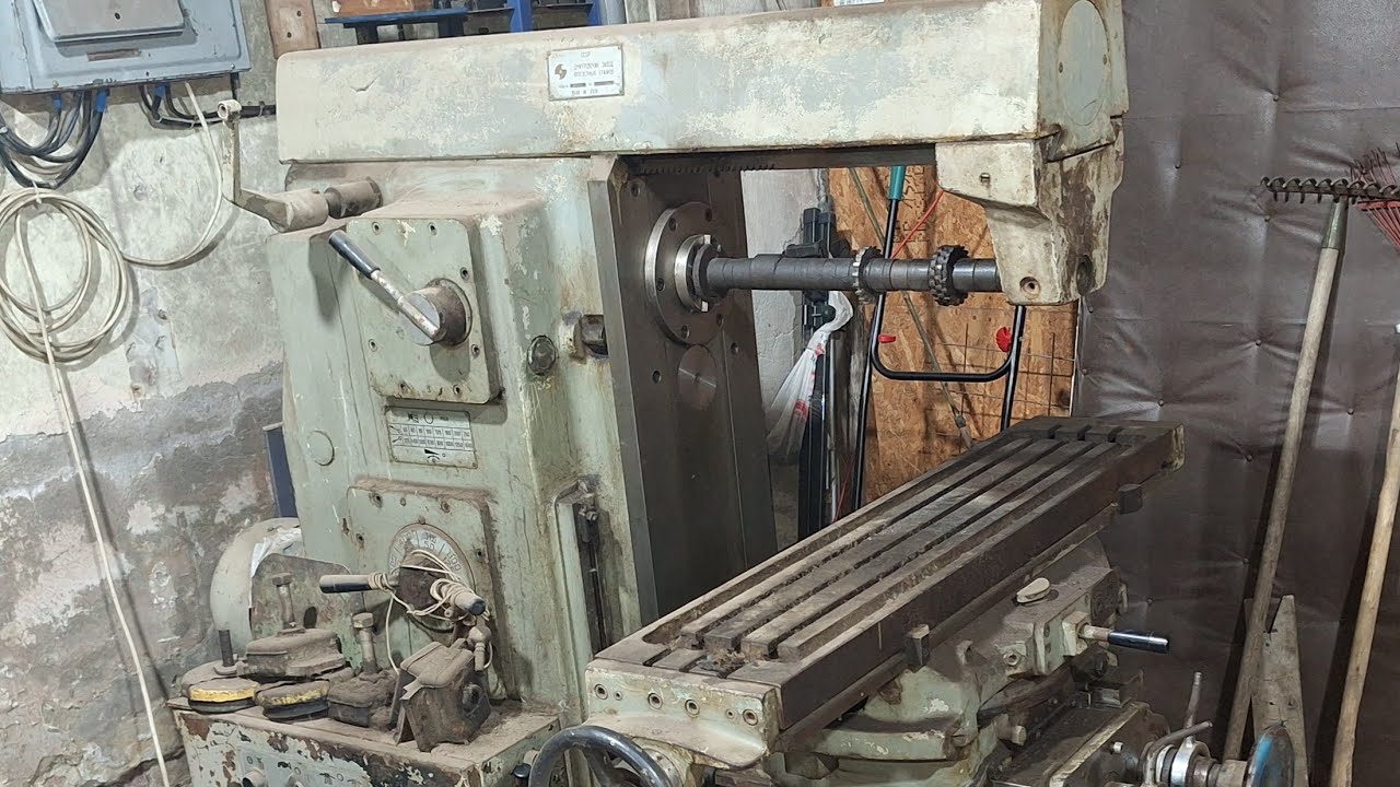 Фрезерный станок 6р81 с поворотным столом