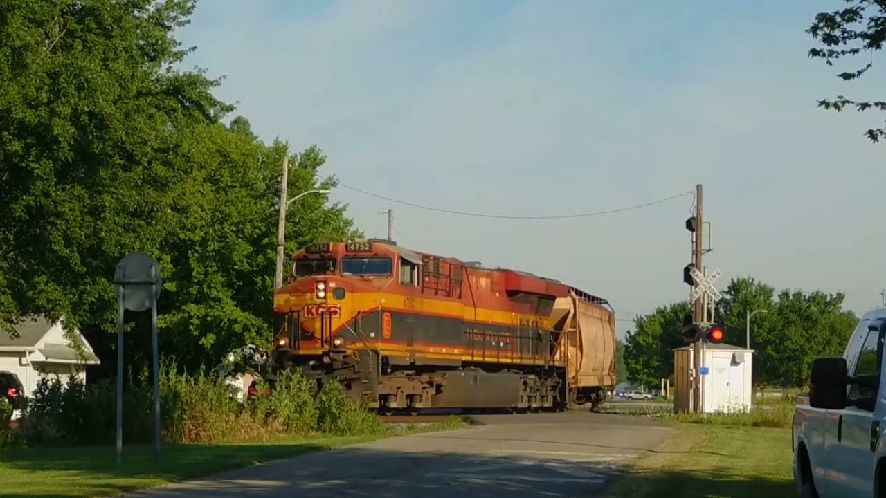 Two hours of Deshler rail action 07/04/25