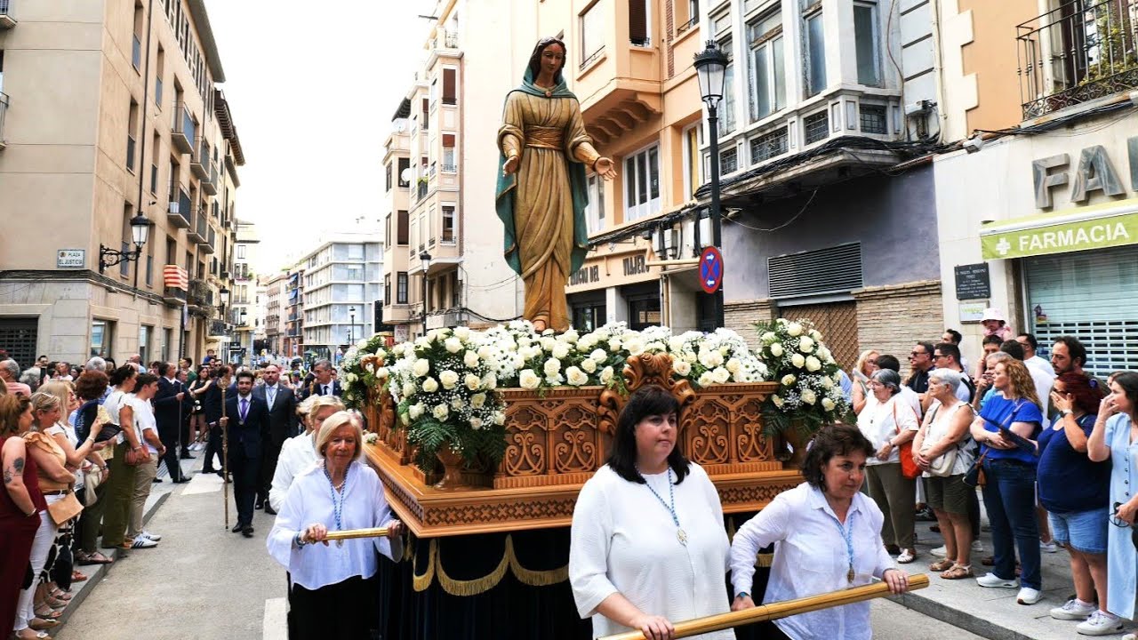 Procesión con motivo del Año Jubilar Zaragoza 2025 comienzo