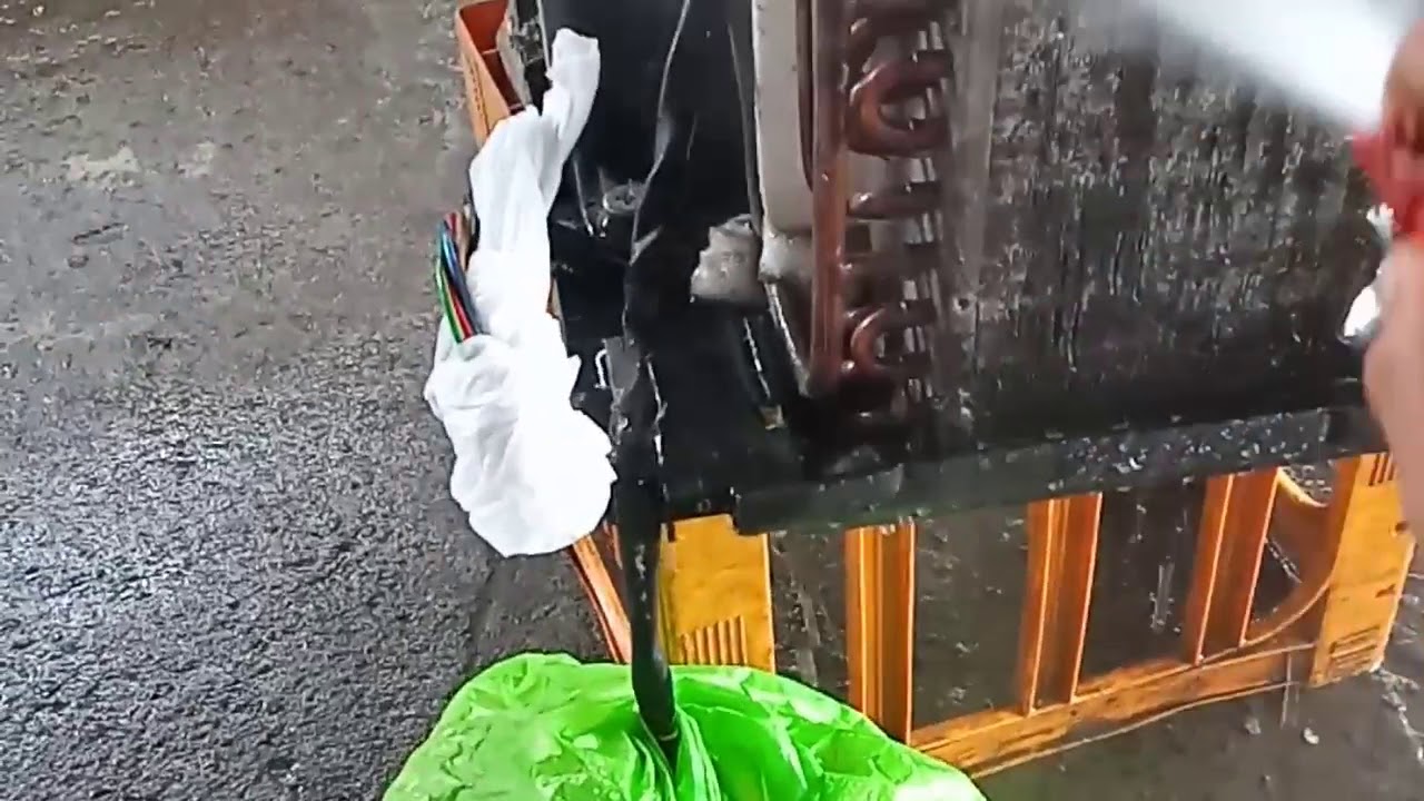 Very easy cleaning of Carrier window type aircon.