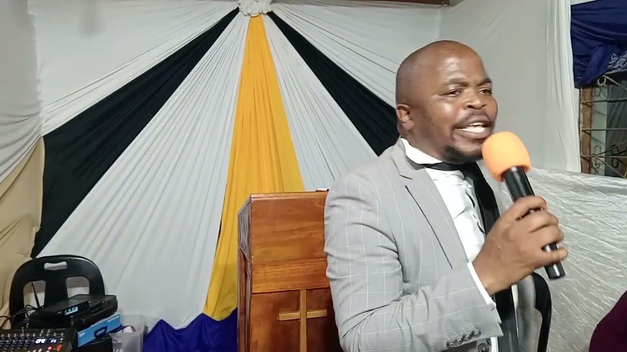 Pastor Menziwa _ igama LIKA YESU linamandla // George Revival 