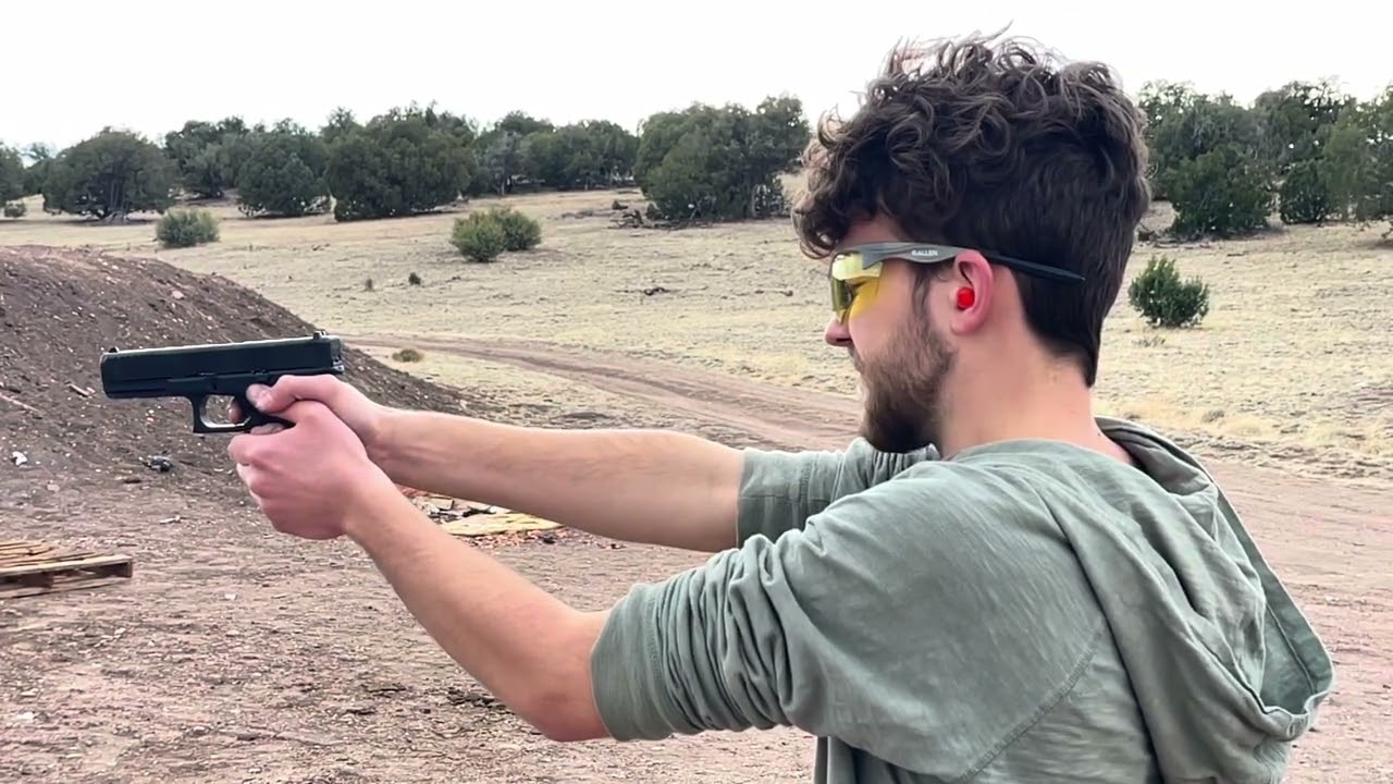 Shooting with the boys - Glock 17 Gen 5 & KelTec Sub2000