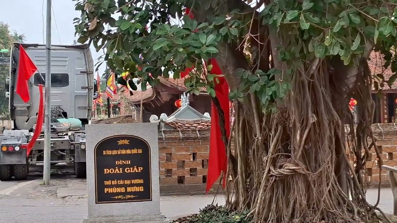 LÀNG QUÊ (ĐƯỜNG LÂM)
