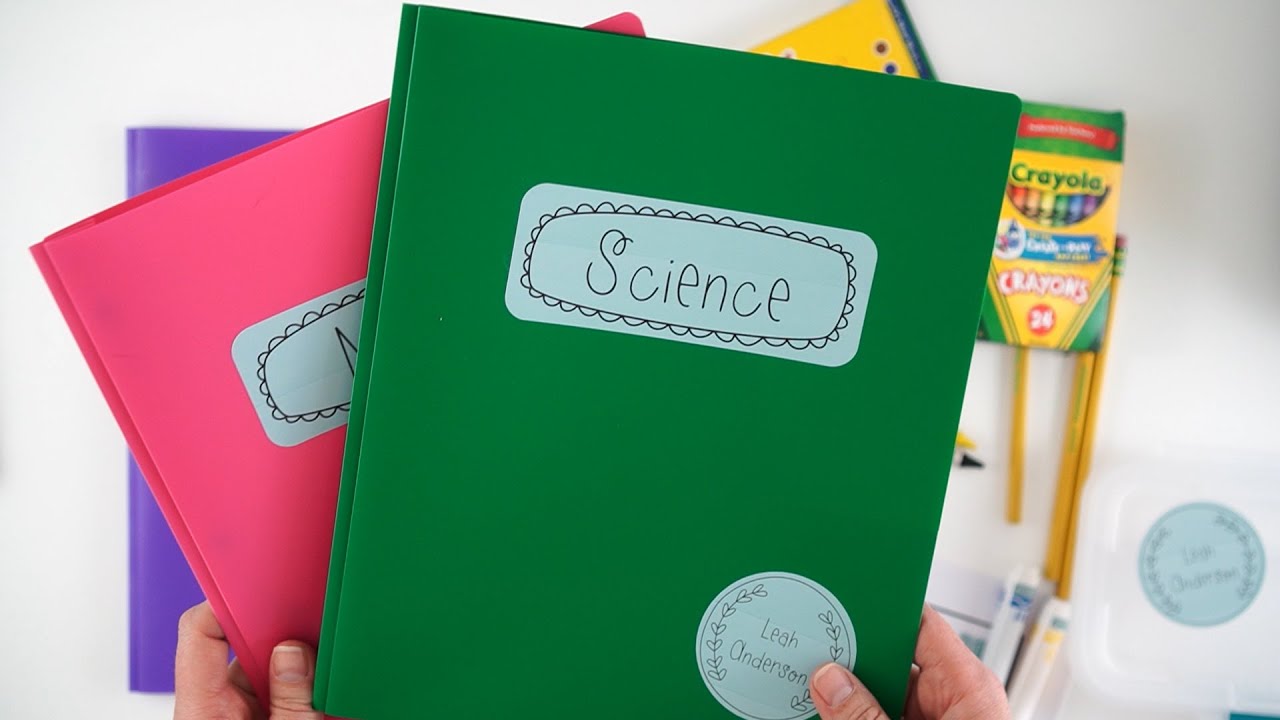 Labeling School Supplies with your Cricut