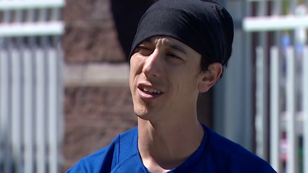 Lincecum overcomes loss of brother in comeback