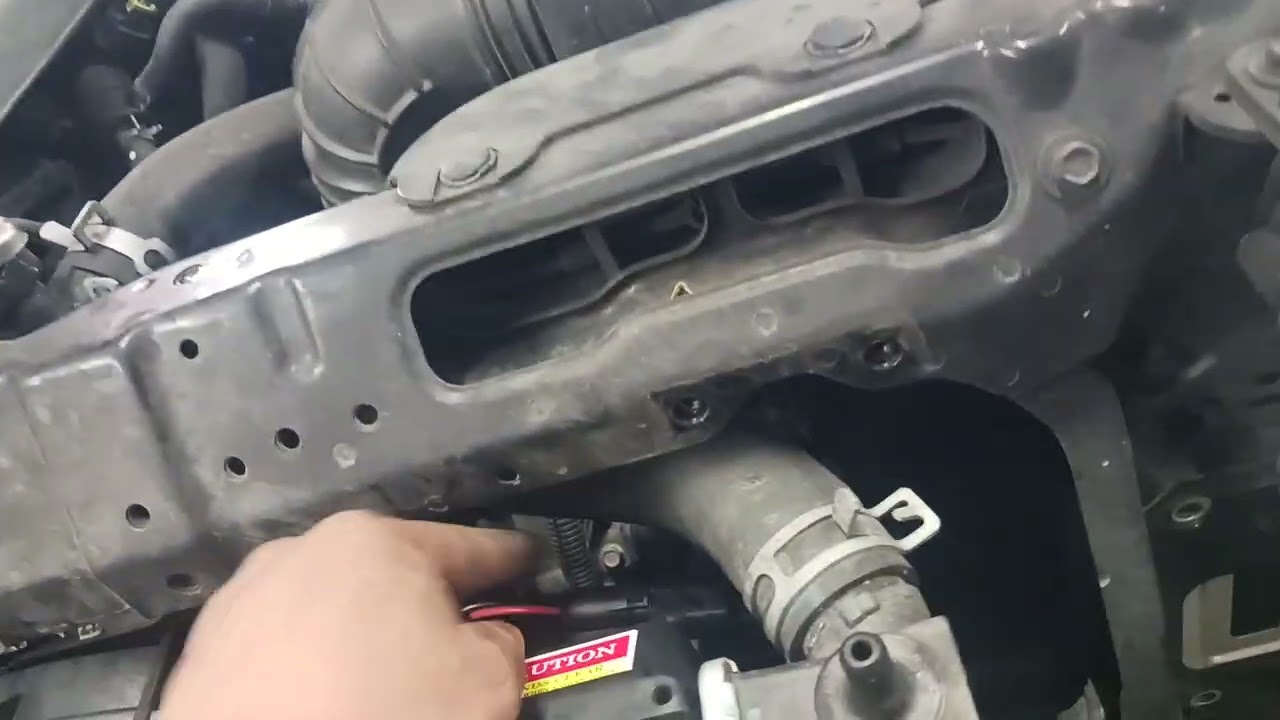 CAMBIAR VENTILADOR  DEL MOTOR HYUNDAI ACCENT 2016