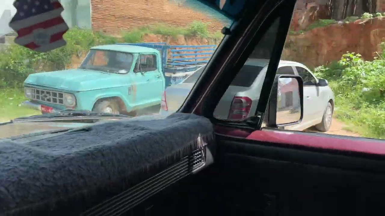 Passando na cidade de Cedro Ceará na lida na D20