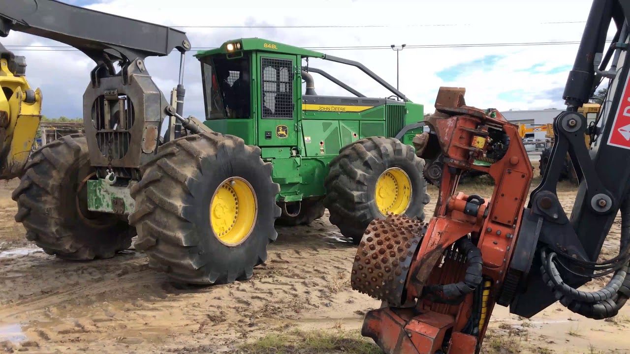2016 Deere 848L