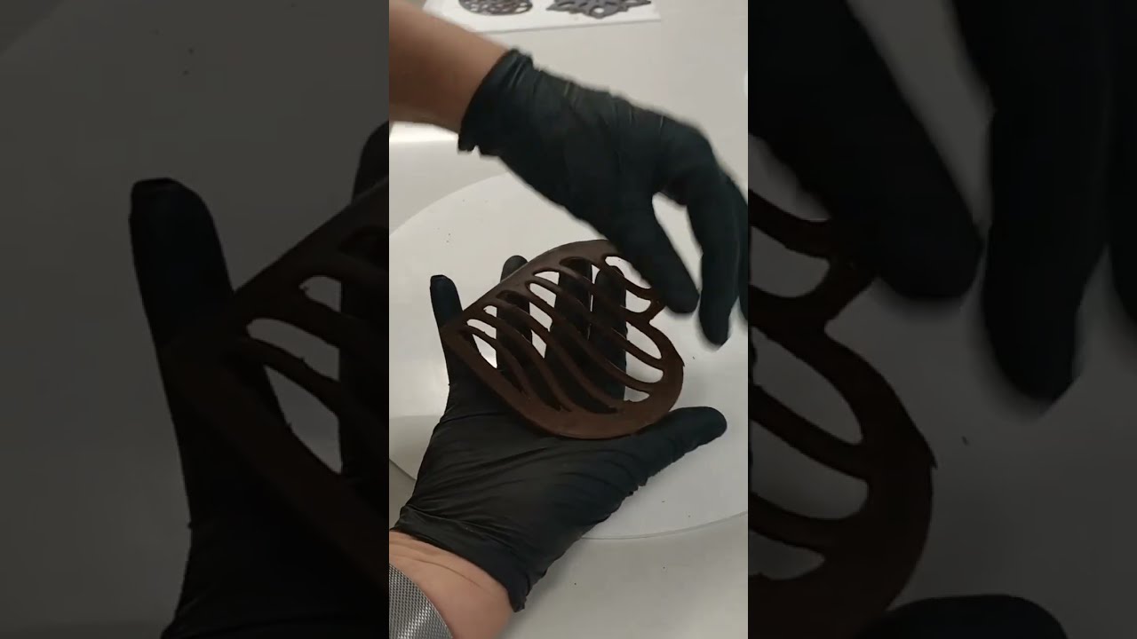Girotorta in cioccolato con Stencil