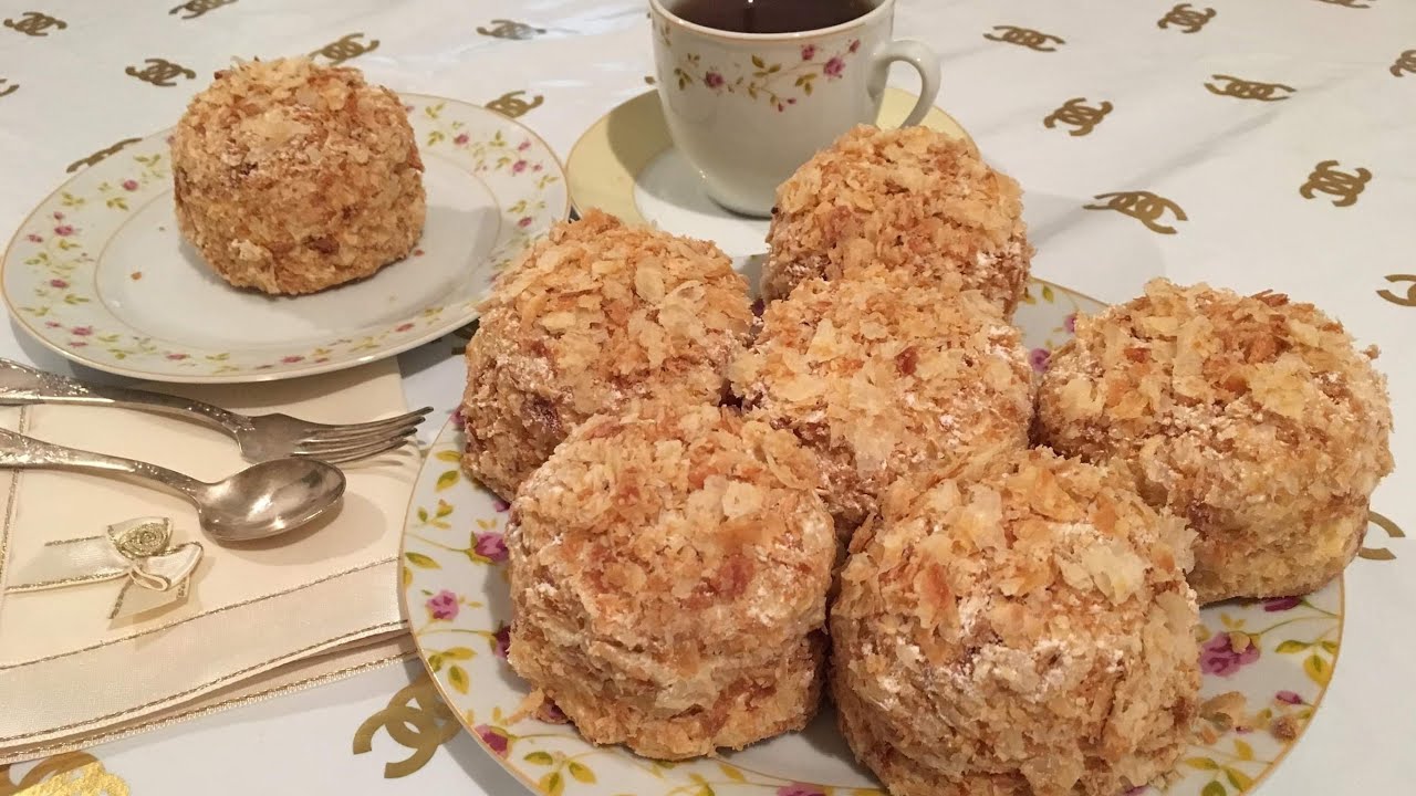 Napoleon pirojnası.Dadından doymayacağınız kövrək napoleon pirojnası.