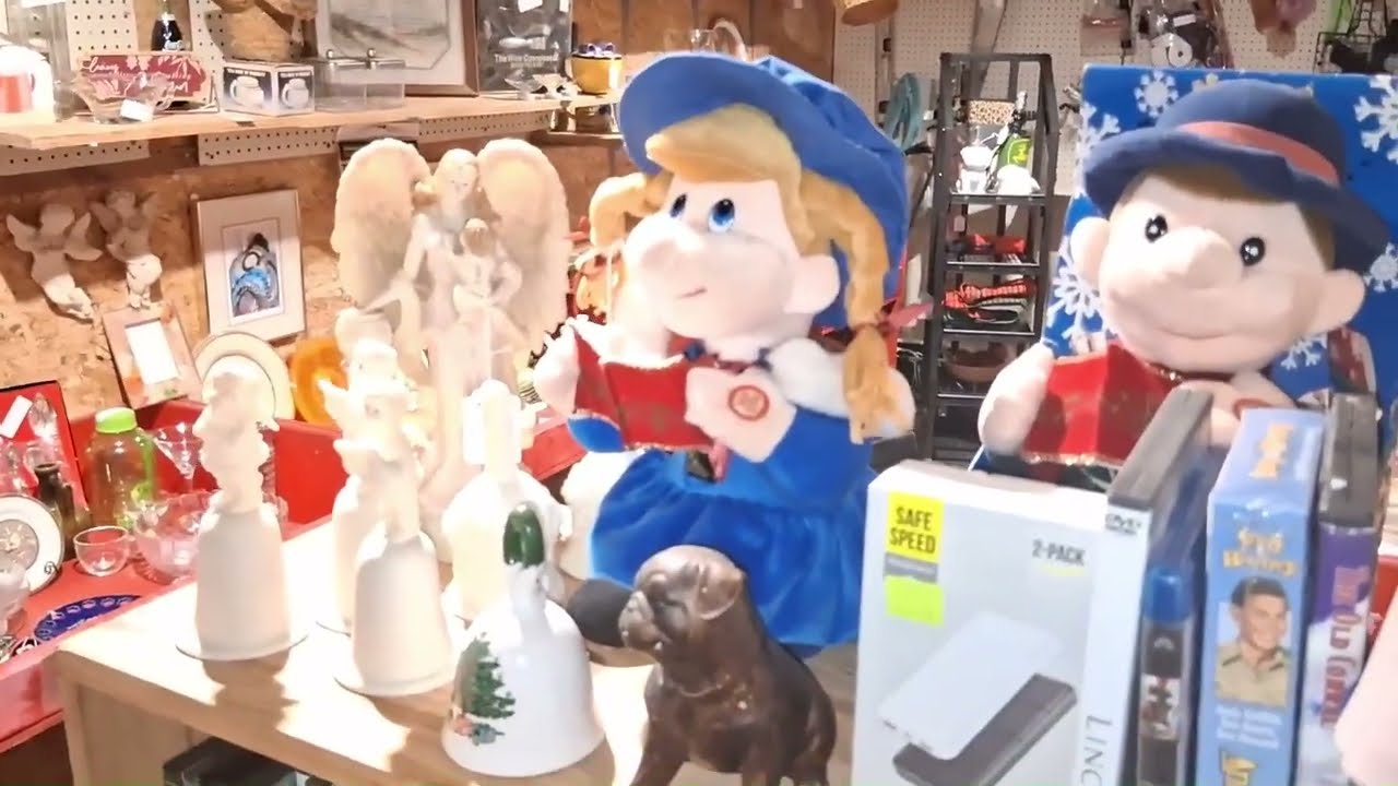 Asshats Thrifting Ep 35  Bayless feeds us stale Pretzel sticks #thrifting #mississippi #sportscards