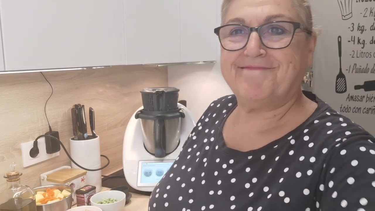 Estofado de patatas, con magro o pollo